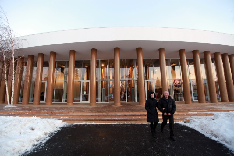 Garage_during_Art_Experiment